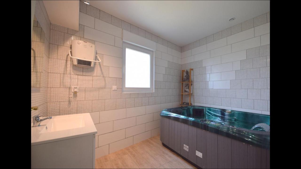 Gite Moderne Proche De Kaysersberg Av Jacuzzi Prive Orbey Luaran gambar